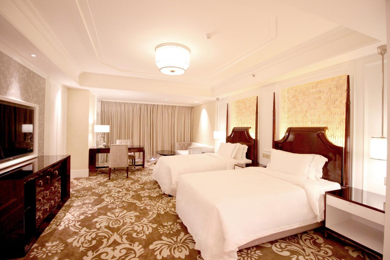 Lake Piedmont International Hotel Guangzhou Exterior photo