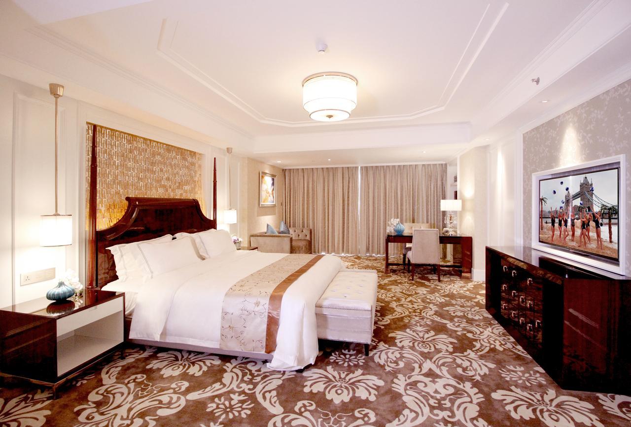 Lake Piedmont International Hotel Guangzhou Exterior photo