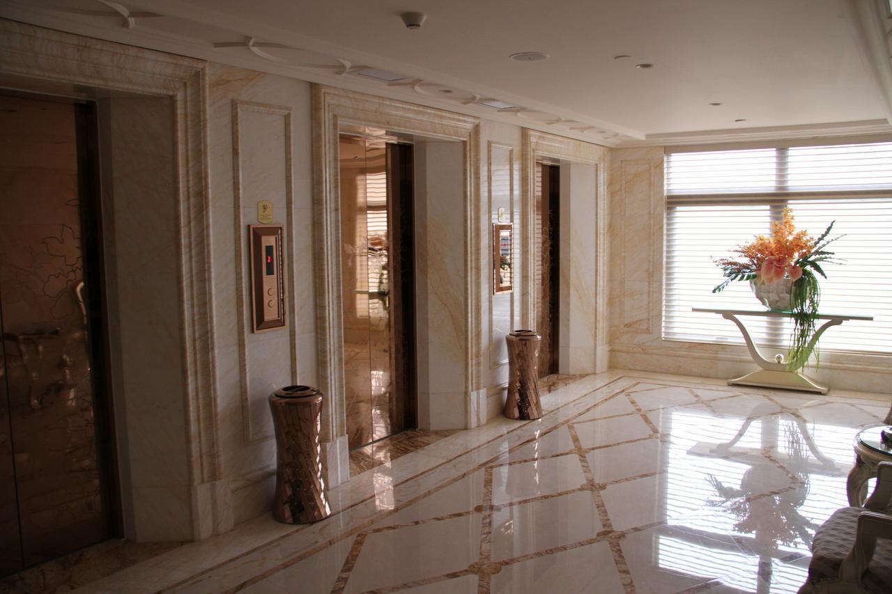Lake Piedmont International Hotel Guangzhou Exterior photo